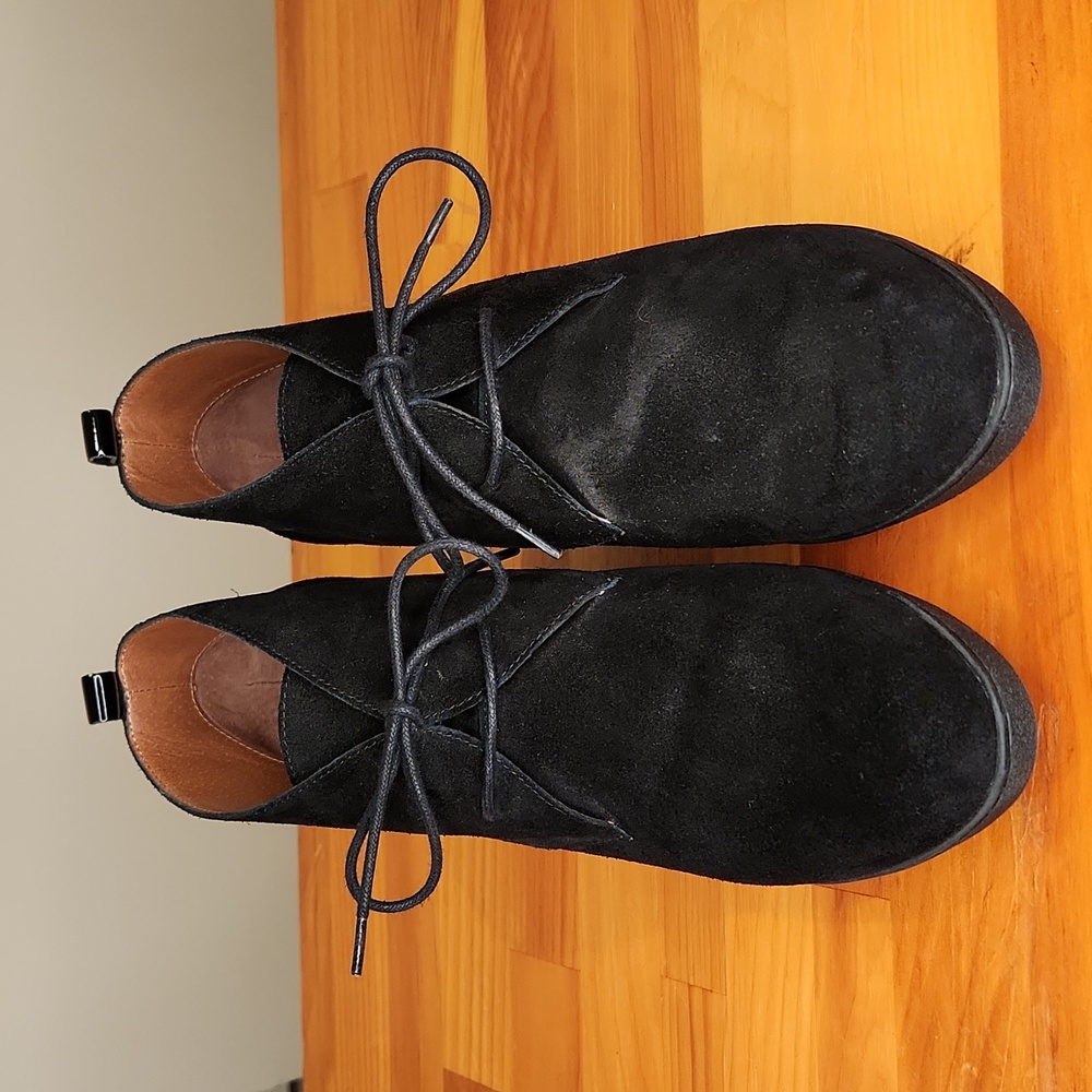 Donald J Pilner NaKka Suede Wedge heel boots